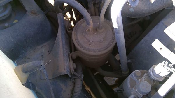 1989-1996 Geo Tracker Fuel Vapor Canister Oem Charcoal Evap Emissions Housing — photo 5