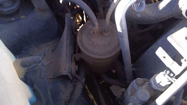 1989-1996 Geo Tracker Fuel Vapor Canister Oem Charcoal Evap Emissions Housing — photo 3