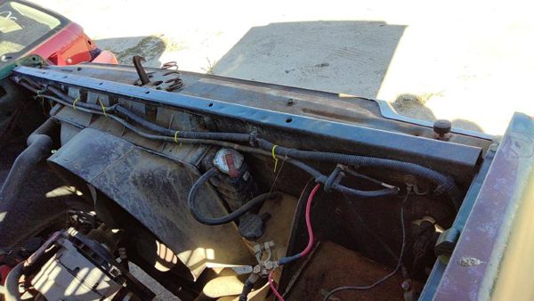 1976 GMC Jimmy Radiator Support 14003002 — photo 3