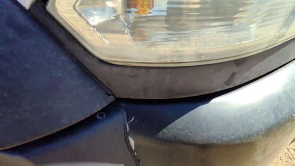 12-18 Dodge Ram 4500 Passenger Right Front Filler Trim Moulding Below Headlight — photo 6