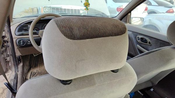 1997 Ford Contour Pair Of Front Headrests Oem Left Right Set Seat — photo 6