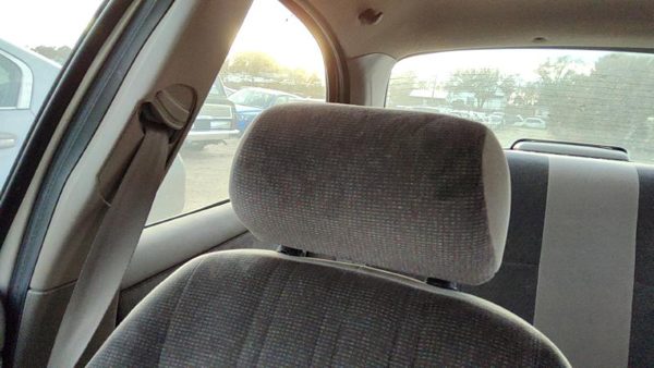1997 Ford Contour Pair Of Front Headrests Oem Left Right Set Seat — photo 5