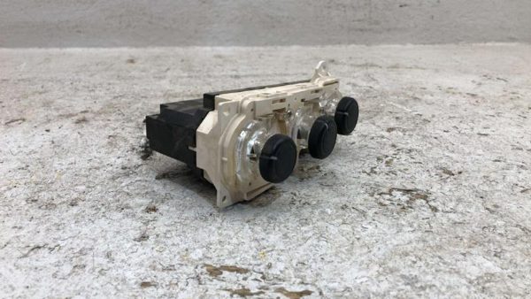 2002-2005 Honda Civic Temperature Control Module In Dash Heater Ac Head Unit Oem — photo 2