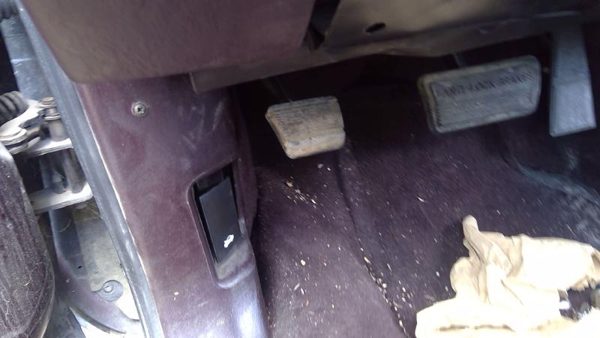 1993 Cadillac Fleetwood Parking Brake Pedal Assembly Oem Complete Emergency Unit — photo 3
