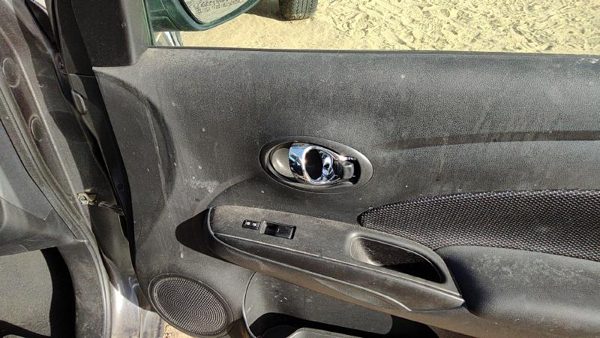 14-18 Versa Passenger Right Front Door Trim Panel With Switches Charcoal G — photo 5