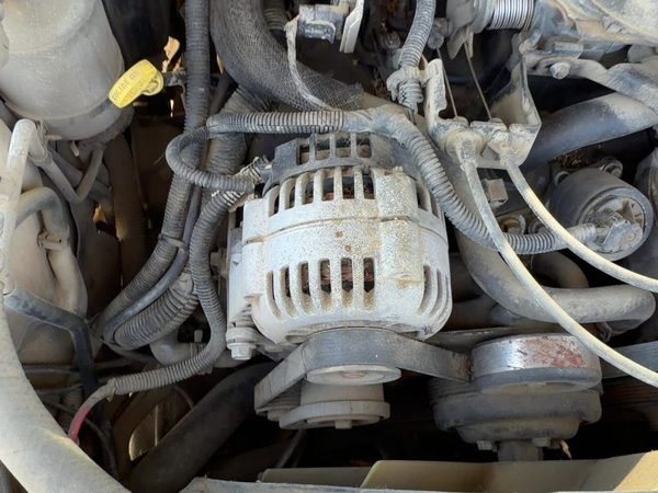 2001-2005 Chevy S10 Blazer Alternator 4.3L 19244795 — photo 4