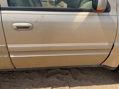 2004 GMC Envoy Front Door RH Cashmere 15U