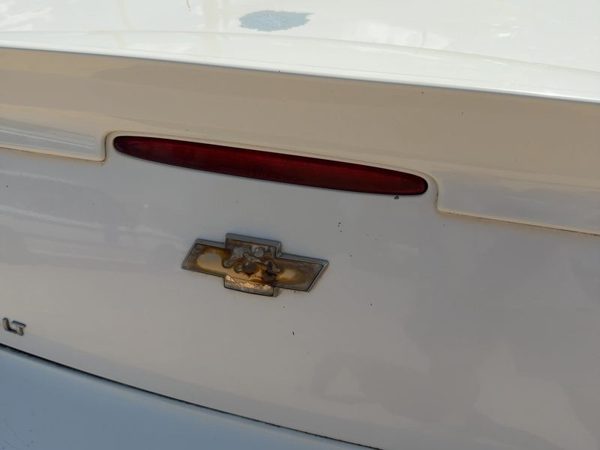 2000-2007 Chevy Monte Carlo Third Brake Light Middle Lamp Oem — photo 4