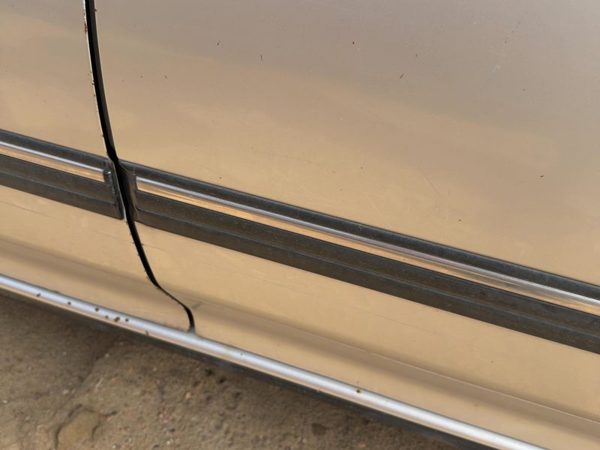1990-1994 Subaru Legacy Driver Left Rear Moulding From Door Oem Back Trim Strip — photo 4