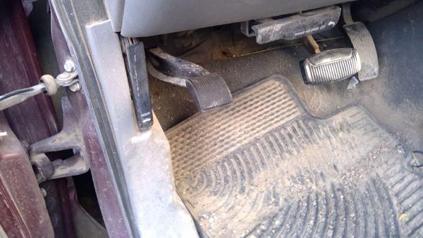05-10 F350 Super Duty Parking Brake Pedal Assembly Oem Complete Emergency Unit — photo 2