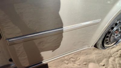 06-07 Chrysler 300 Driver Left Rear Moulding From Door Back Trim Strip Gold Pyg