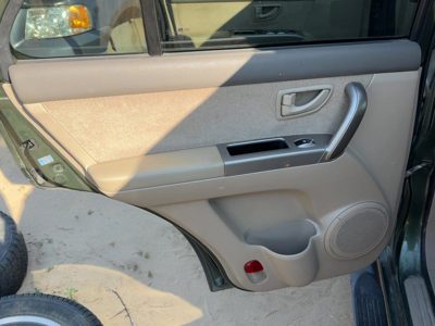 05-06 Sorento Driver Left Rear Door Trim Panel With Switches Back Lx Beige Fc