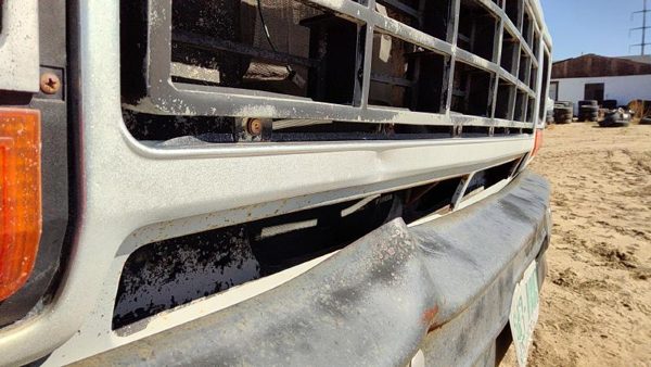 1984 Dodge D350 Grille Gray Chrome Only — photo 6