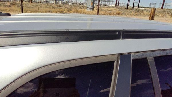 04-08 Pacifica Passenger Right Rear Quarter Panel Moulding Upper Corner Silver — photo 6
