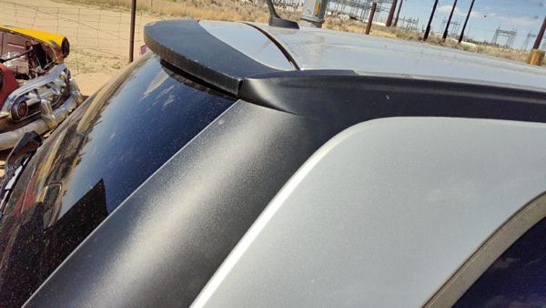 04-08 Pacifica Passenger Right Rear Quarter Panel Moulding Upper Corner Silver — photo 3