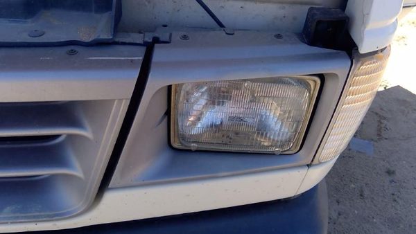 1993 Ford Van Headlight Door LH — photo 2