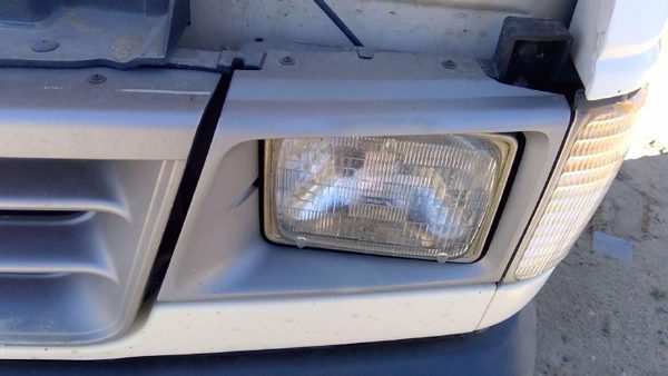 1993 Ford Van Headlight Door LH — photo 5