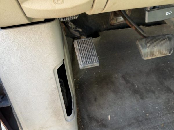 04-23 Durango Parking Brake Pedal Assembly Oem Complete Emergency Unit Gray Hjj1 — photo 1
