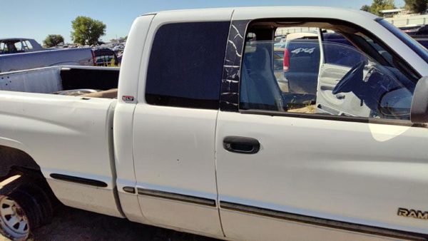 1998 Dodge Ram 1500 Rear Door RH White — photo 1