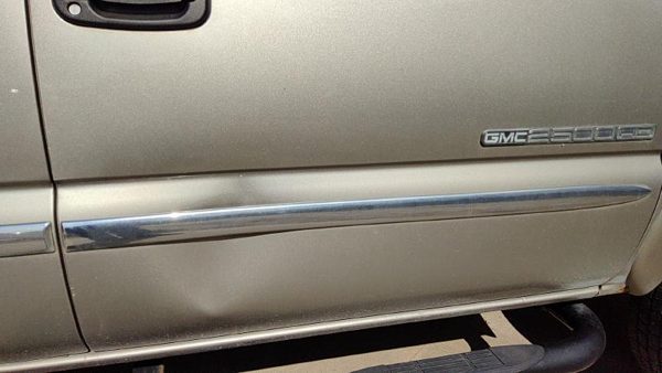 1999-2007 Sierra 2500 Hd Passenger Right Front Moulding From Door Oem Trim Strip — photo 1
