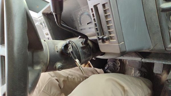1993 Chevy S10 Blazer Steering Column Assembly Oem 26034320 — photo 3