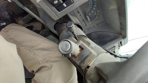 1993 Chevy S10 Blazer Steering Column Assembly Oem 26034320 — photo 5