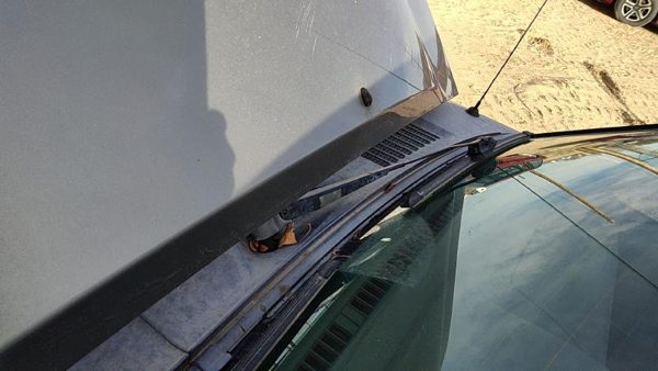 2000-2004 Nissan Xterra Passenger Right Windshield Wiper Arm Oem Blade Lever Xe — photo 2