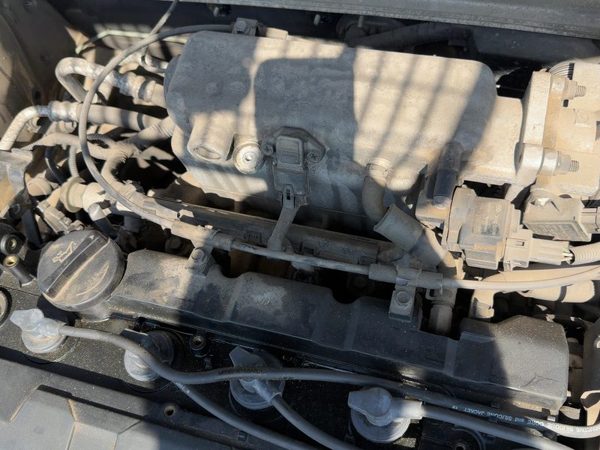 2001-2007 Hyundai Elantra Complete Fuel Rail With Injectors Set Loaded Oem 2.0L — photo 2