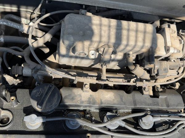 2001-2007 Hyundai Elantra Complete Fuel Rail With Injectors Set Loaded Oem 2.0L — photo 5