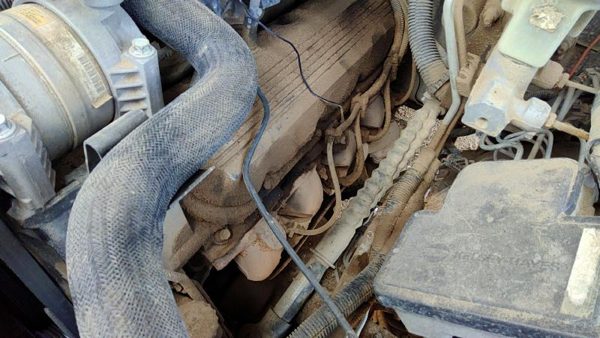 1997 Chevy Pickup 2500 Exhaust Manifold Silverado 7.4L AT 4x4 — photo 2