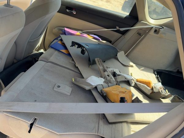05 Prius Complete Set Of Rear Seat Belts Retractor Buckle Left Right Back Tan 08 — photo 1