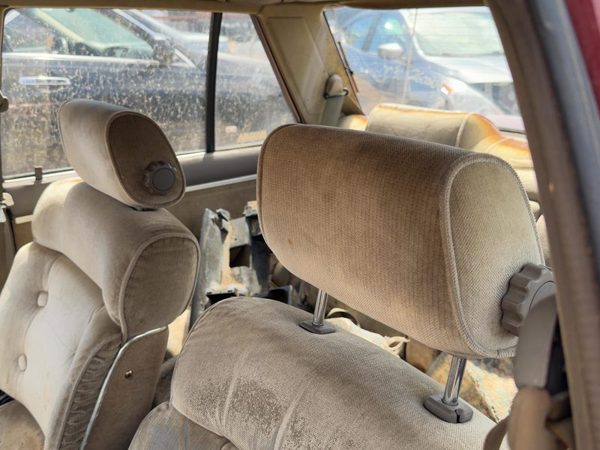 87 Nissan Maxima Pair Of Front Headrests Oem Left Right Set Seat 4Dr Sedan Gray — photo 1