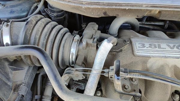 2003-2007 Dodge Caravan Throttle Body Valve Oem With Sensors 3.8L 05104746Aa — photo 4