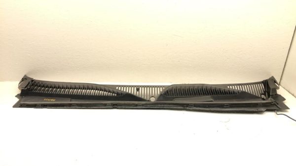 99-02 Silverado 2500 Hd Windshield Wiper Cowl Vent Trim Panel Oem Cover — photo 1