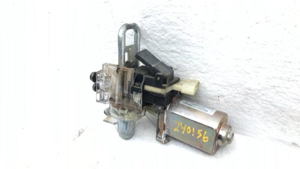 2002 Cadillac Eldorado Trunk Pull Down Latch Assembly Oem 16608837 — photo 3
