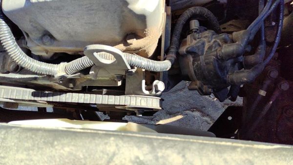 1995-1997 Nissan Hardbody Drive Belt Tensioner Assembly Oem 2.4L — photo 3