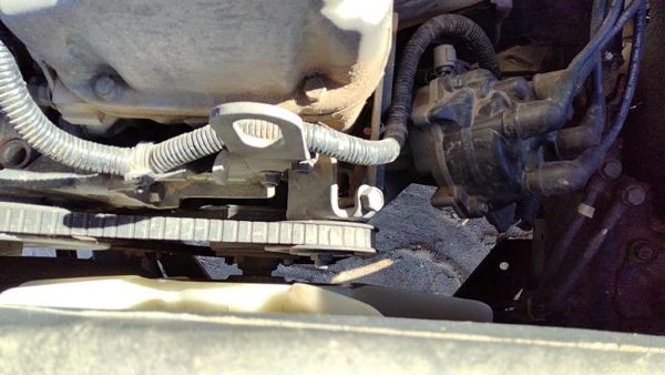 1995-1997 Nissan Hardbody Drive Belt Tensioner Assembly Oem 2.4L — photo 2
