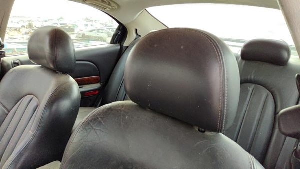 2002 Chrysler 300M Pair Of Front Headrests Oem Left Right Set Seat Wx061dvaa — photo 3