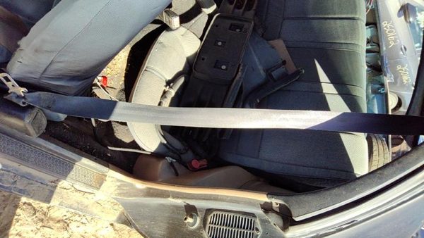 1989 Chevy Camaro Front Seat Belt Black — photo 3
