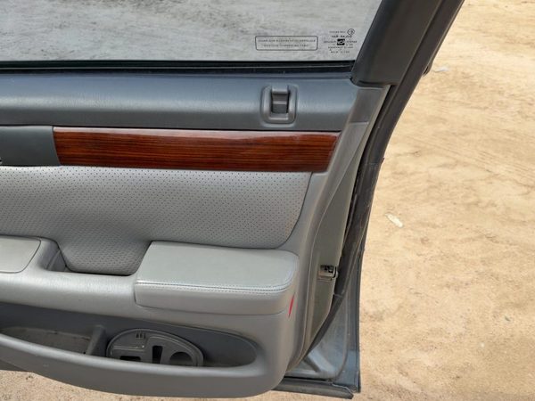 01-03 Seville Passenger Right Front Door Trim Panel Switches Inner Dark Gray 145 — photo 6