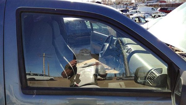 2004-2012 Gmc Canyon Passenger Right Front Side Window Door Glass Oem 97247738 — photo 1