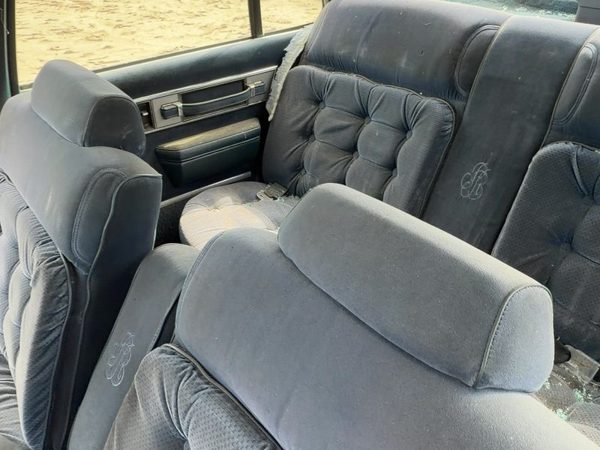 1982-1991 Olds 88 Pair Of Front Headrests Oem Left Right Set Seat Blue — photo 3
