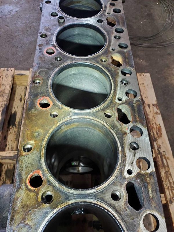 2003 Freightliner 5.9L Cylinder Block Engine OEM Cummins 56 Series 24 Valve — photo 5