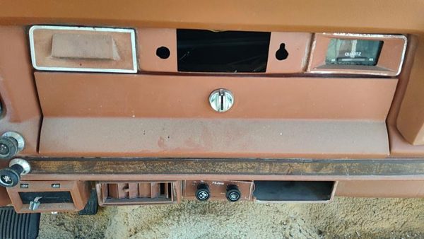 1984 Jeep Grand Wagoneer Glove Box Assembly Complete Door With Latch OEM Brown — photo 2