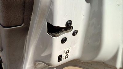 2002-2009 Gmc Envoy Passenger Right Rear Door Latch With Rods/Cables Oem Back