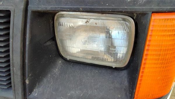 1985-1994 Gmc Safari Driver Left Head Light Oem Front Lamp 14066046 — photo 3