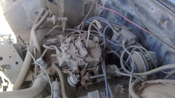 1980-1984 Chevy K20 Silverado Carburetor Assembly 5.7L Oem Builder 17066428 — photo 1