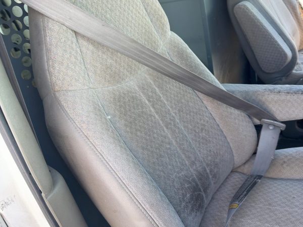 98-02 Express 2500 Passenger Right Front Seat Belt Retractor Shoulder Grey 92G — photo 1