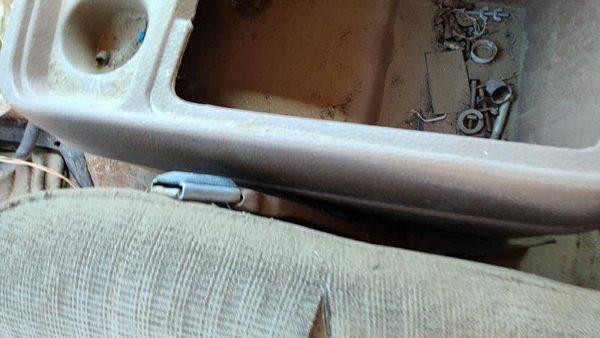87-91 Ford F150 Driver Left Front Seat Belt Buckle Receiver Oem Tan — photo 4