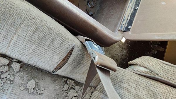 87-91 Ford F150 Driver Left Front Seat Belt Buckle Receiver Oem Tan — photo 6